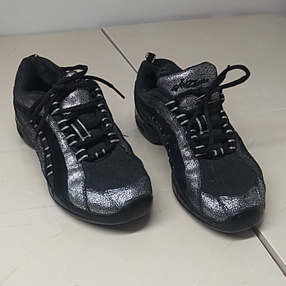 🔴Sansha Black & Silver Athletic Running Shoes